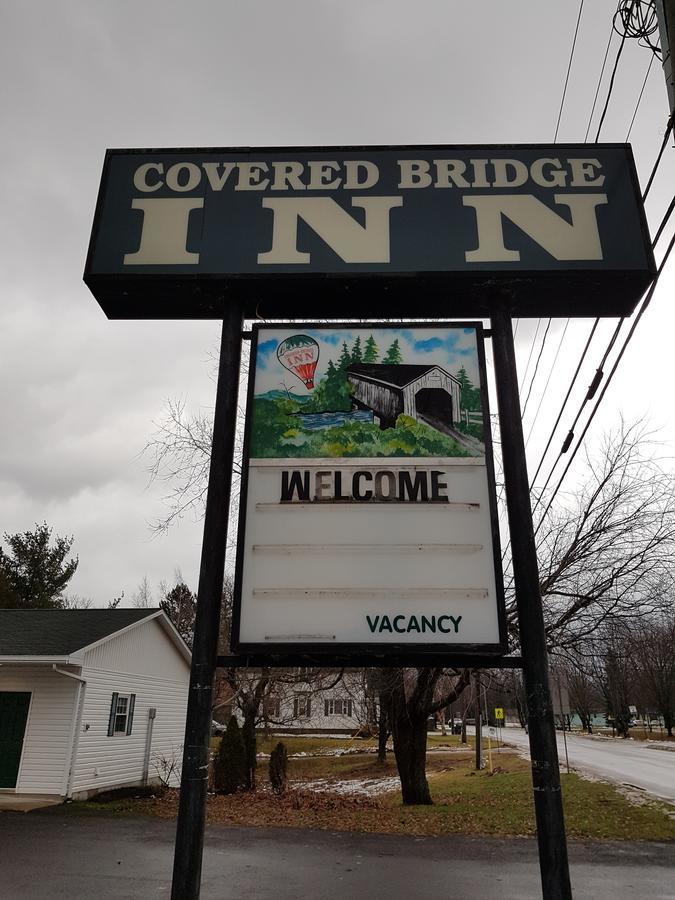 Covered Bridge Inn & Suites Sussex Exterior foto